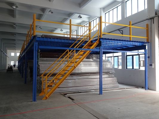 acheter Multi - systèmes de stockage de mezzanine d'entrepôt de catégorie pour l'accessoire de voiture fabrication en ligne