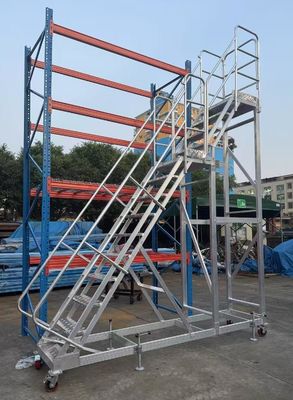 Échelle d'aluminium légère de 4 m de hauteur à deux niveaux facile à déplacer pour l'utilisation de rayonnages d'entrepôt