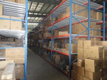 saupoudrez le revêtement/supports résistants de finition galvanisés de stockage d'usine de rayonnage